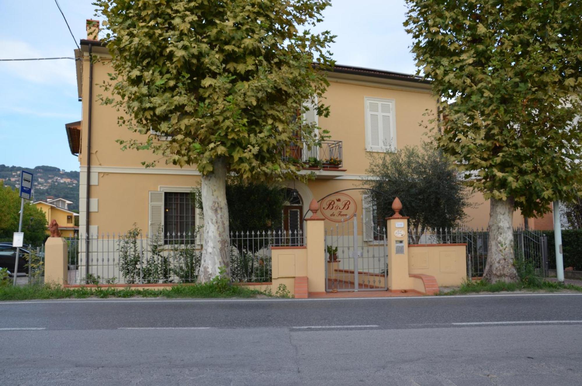 B & B Da Ferro Massarosa Εξωτερικό φωτογραφία