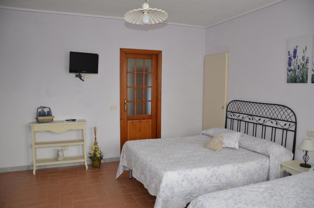 B & B Da Ferro Massarosa Δωμάτιο φωτογραφία