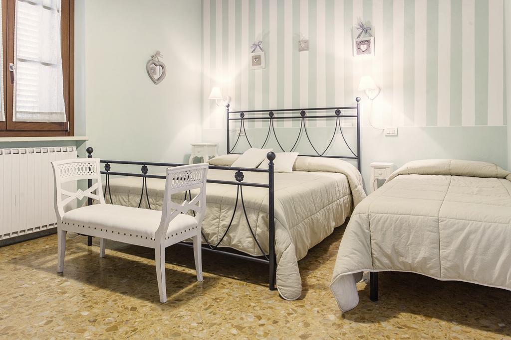 B & B Da Ferro Massarosa Εξωτερικό φωτογραφία